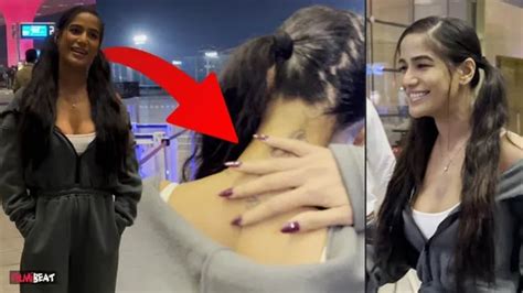 poonam pandey nipples|Poonam Pandey Video Viral: Actress’ Oops Moment at Divya